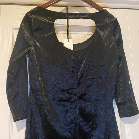 2for$35 NWT Vero Moda Velvet Tight Keyhole Black Mini Dress. Size Medium. - Picture 5 of 11